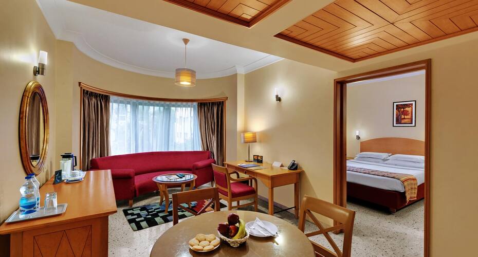 Hotel Woodland, Pune 2